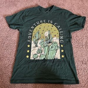 short sleeve t-shirt